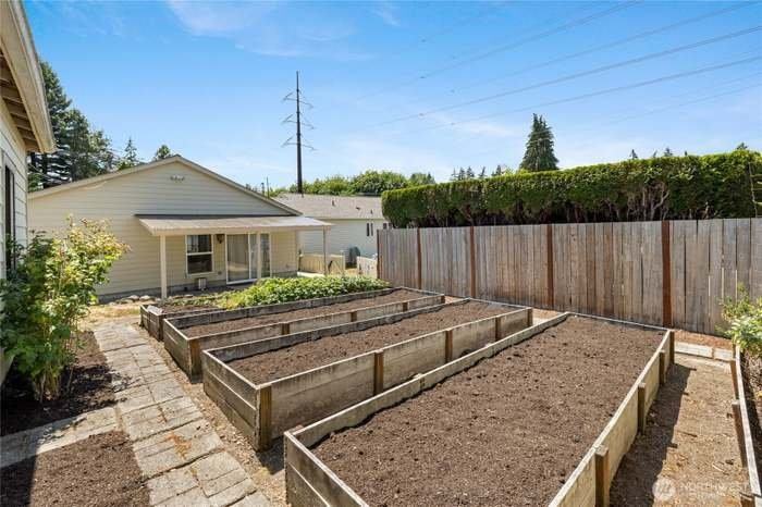 4507 72nd St E - Photo 2 of 21