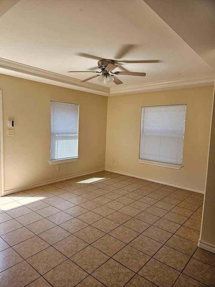 3900 Sheraton Ave #2 - Photo 2 of 7