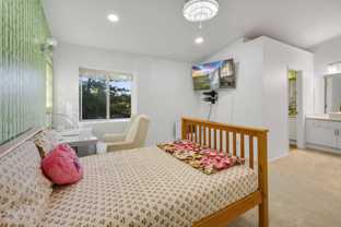 2110 Nw Pacific Elm Dr - Photo 1 of 1