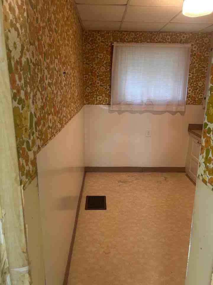 1307 Hampton St - Photo 2 of 15