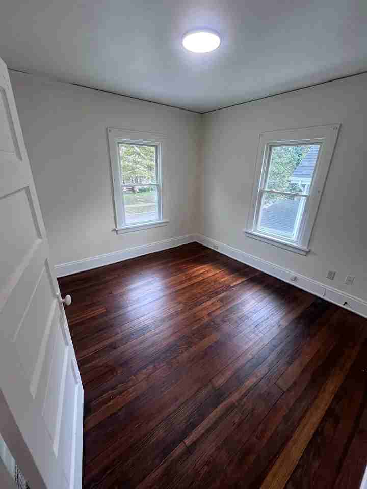 1362 Girard St - Photo 6 of 8