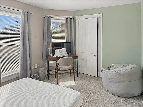 363 Park Dr - Photo 4 of 9