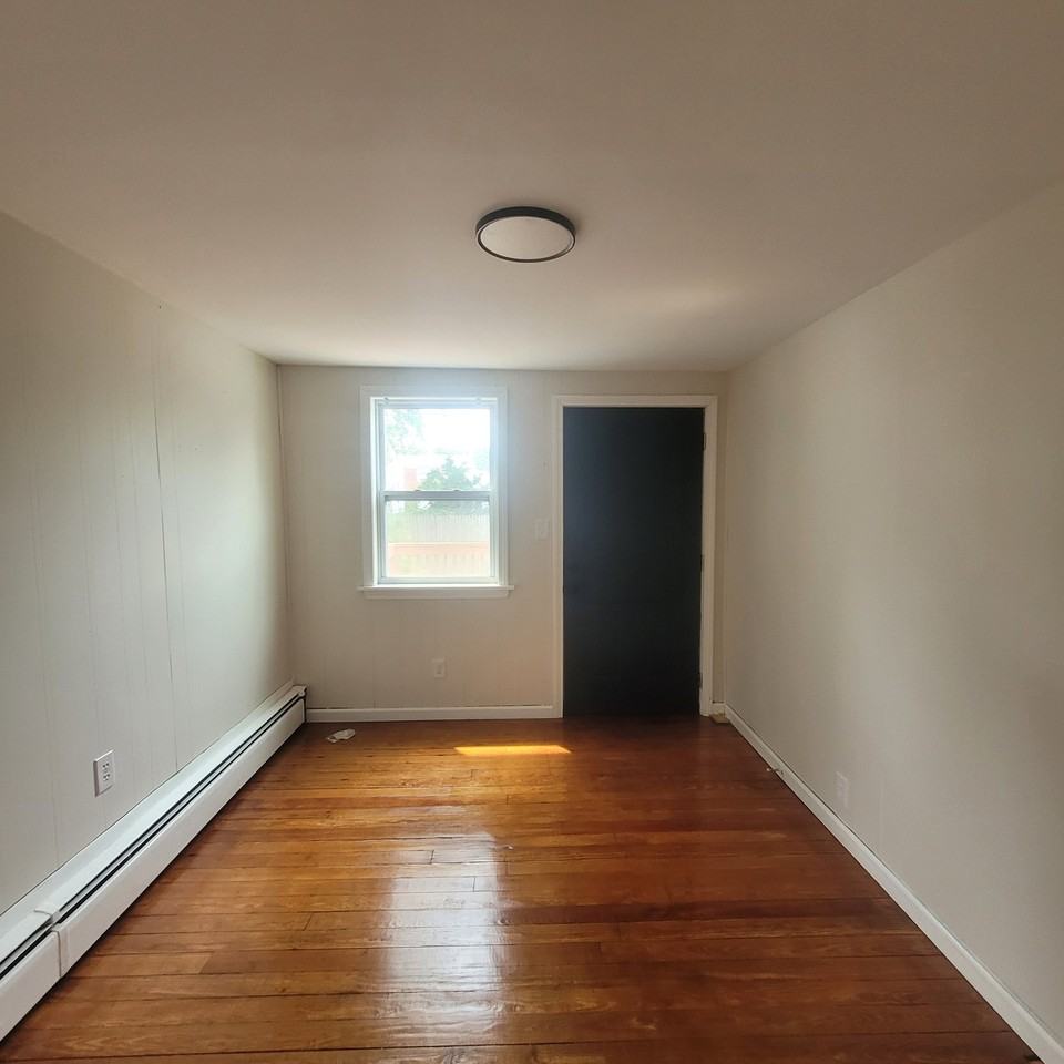 10 Molter St #1 - Photo 7 of 9
