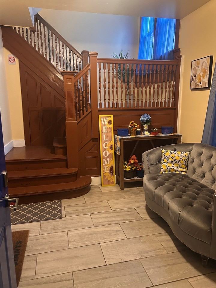 814 S 12th St #2 - Photo 3 of 8