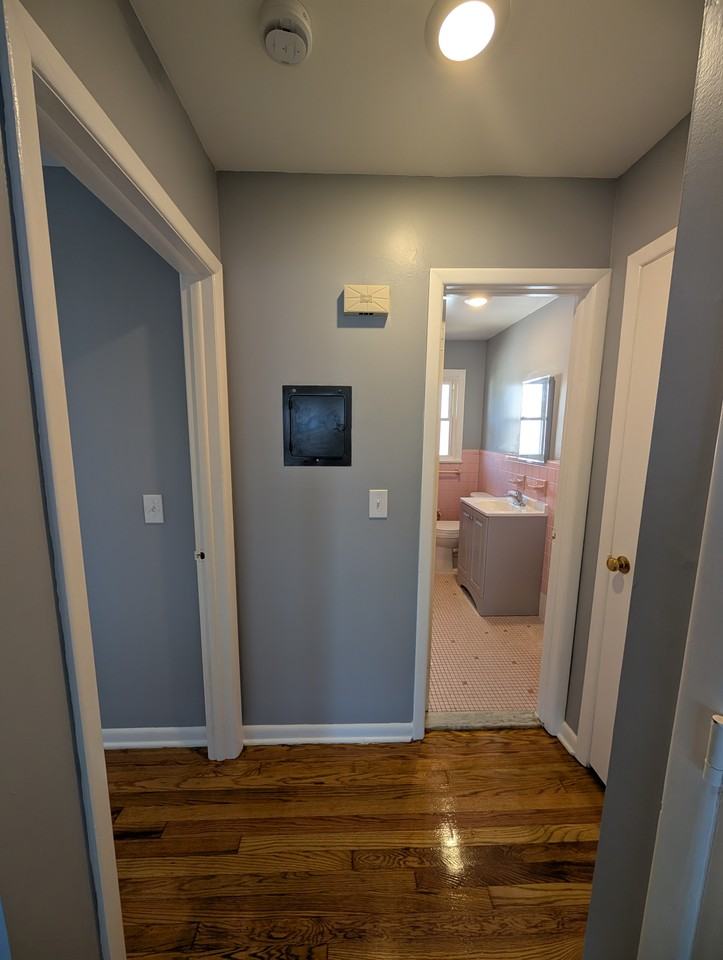 162-164 East 16th Street #3 - Photo 6 of 10