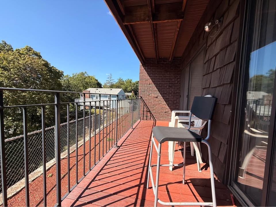 27 Alpine Street - Photo 6 of 6