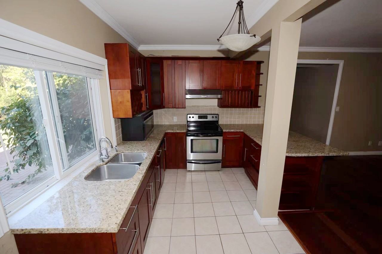 16389 112 Avenue - Photo 5 of 15