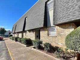featured image of 1201 Lakecrest Dr