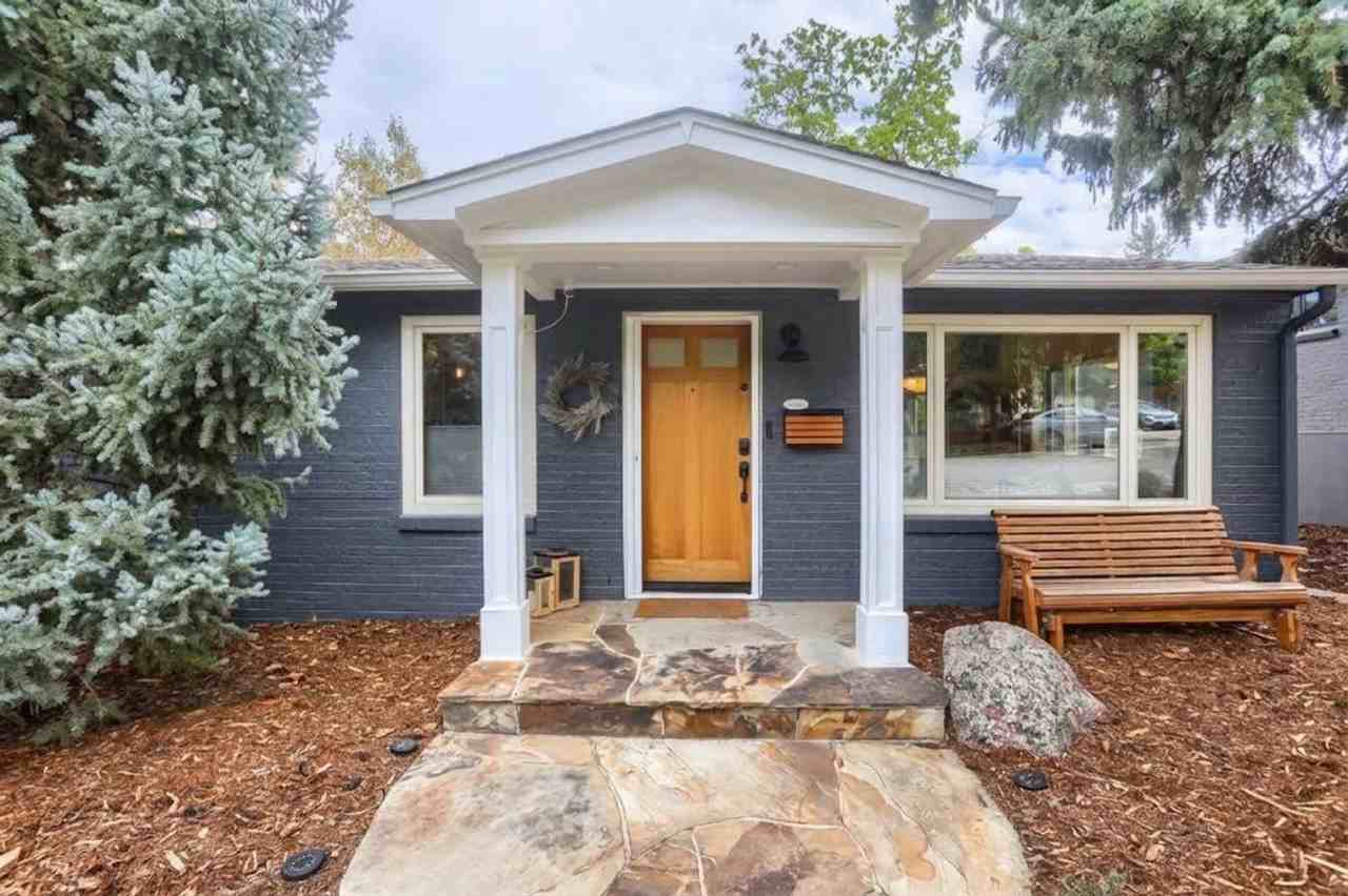 824 7th St - Photo 5 of 26