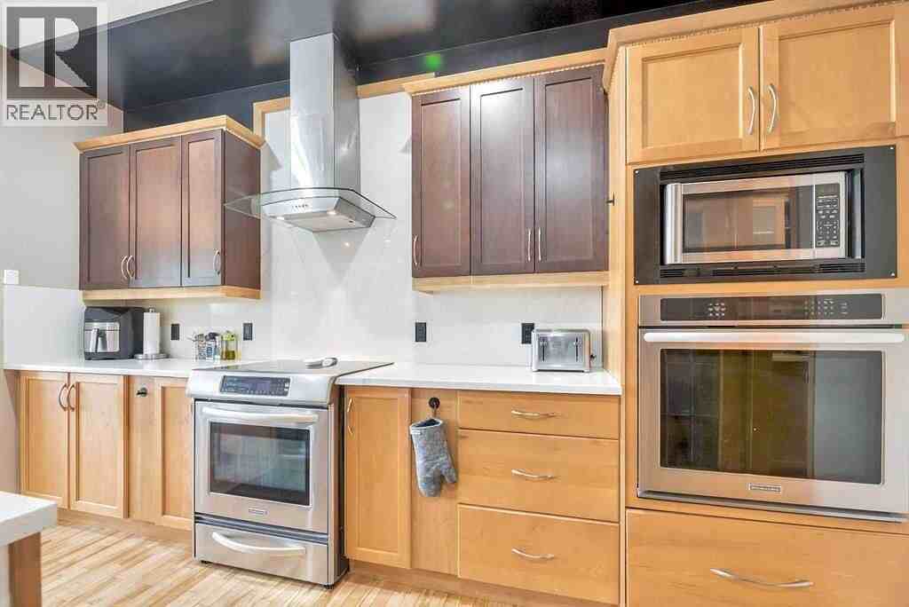 245 Springmere Way - Photo 5 of 34