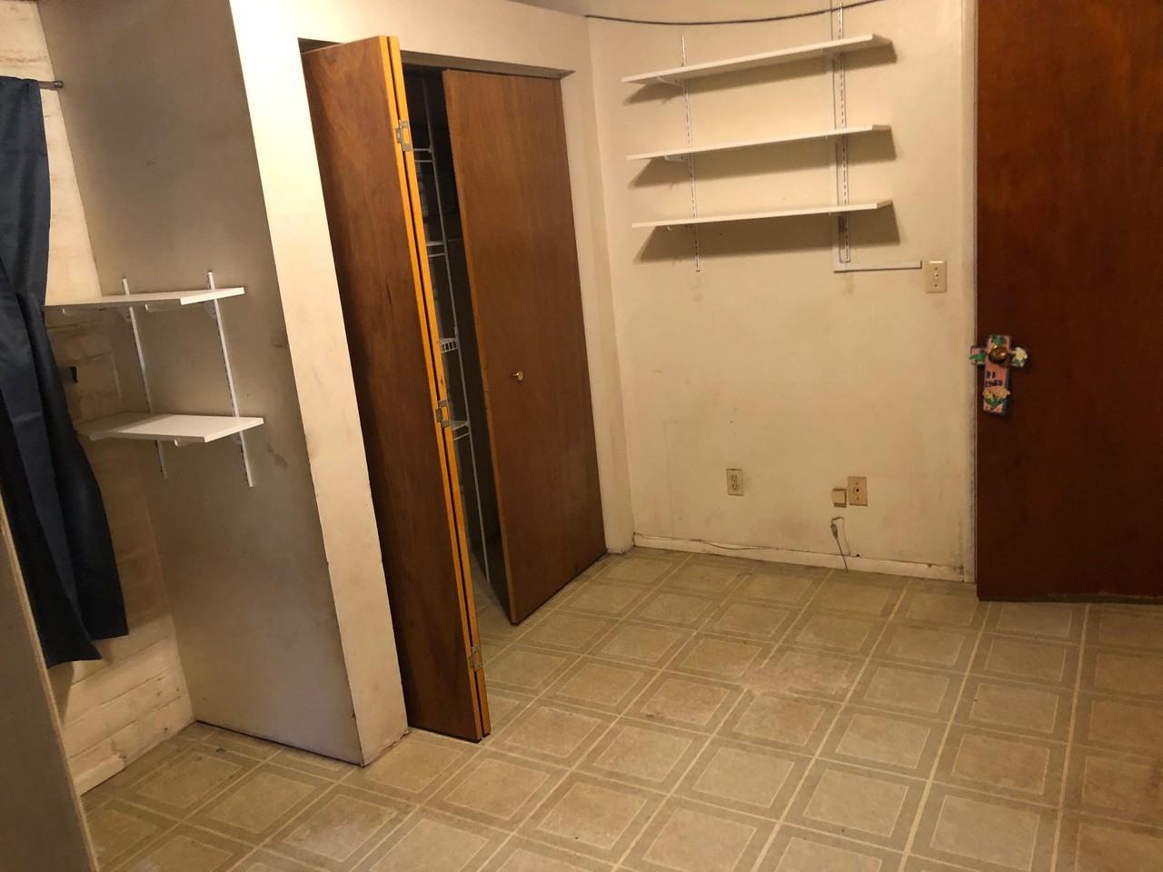 2042 W Hadley St #NA - Photo 7 of 15