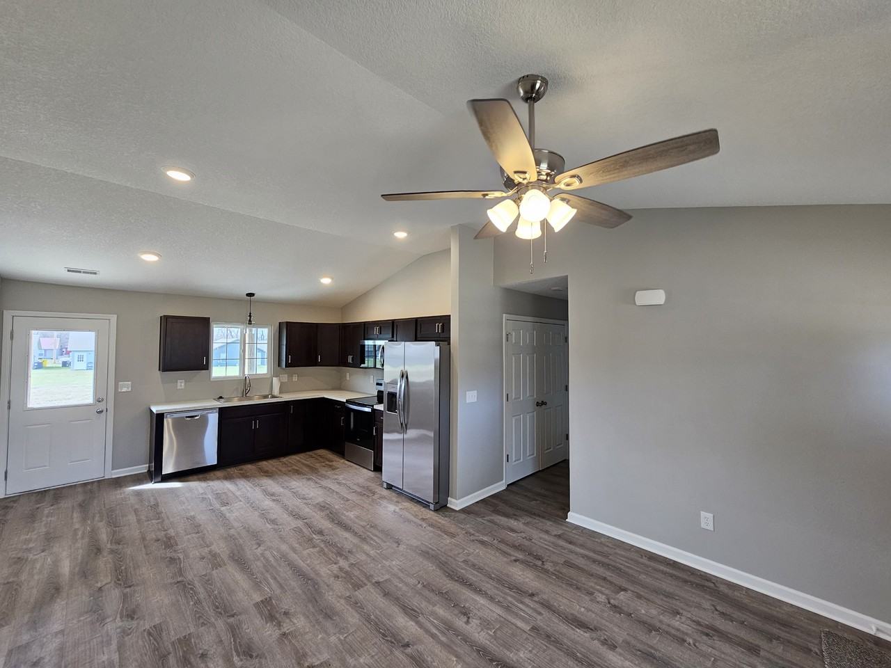 722 N Cedar St #NA - Photo 3 of 12