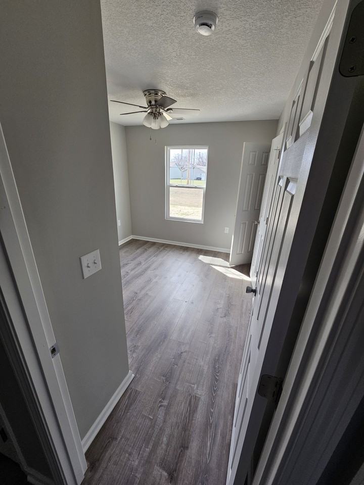 722 N Cedar St #NA - Photo 6 of 12