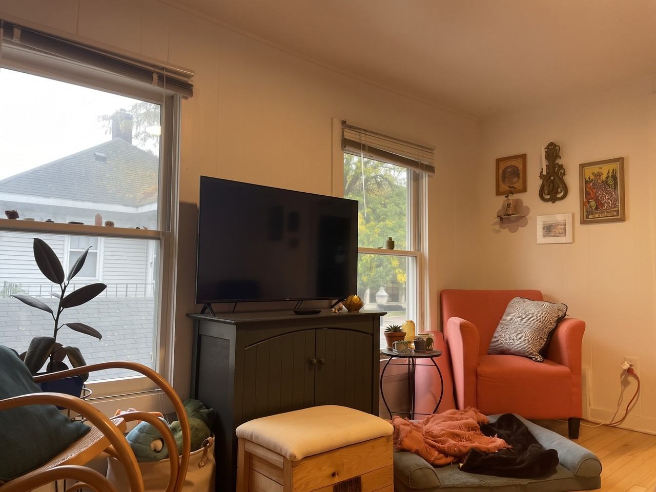 219 S Bedford St #2 - Photo 4 of 21