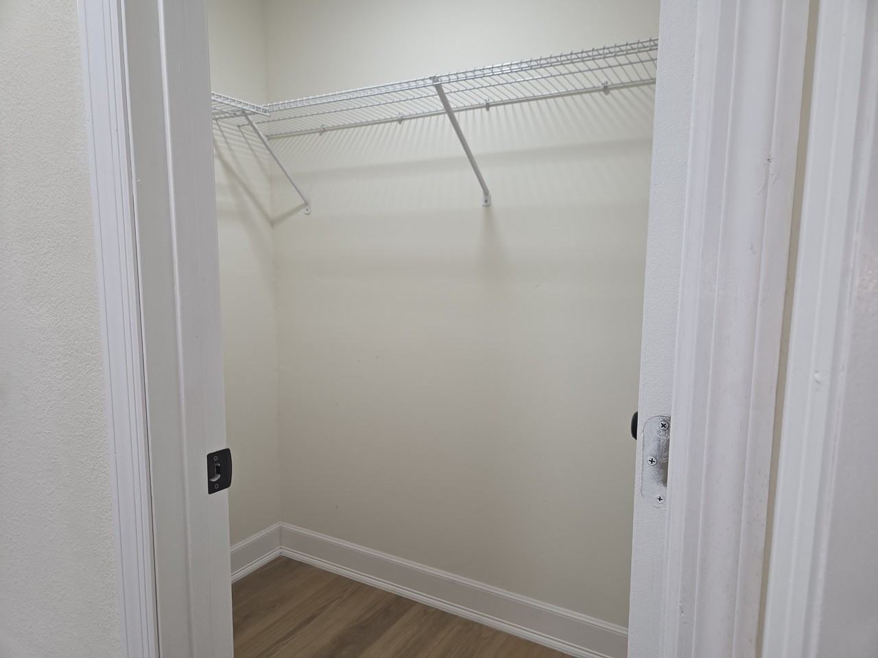 2911 Thomas St #NA - Photo 2 of 6