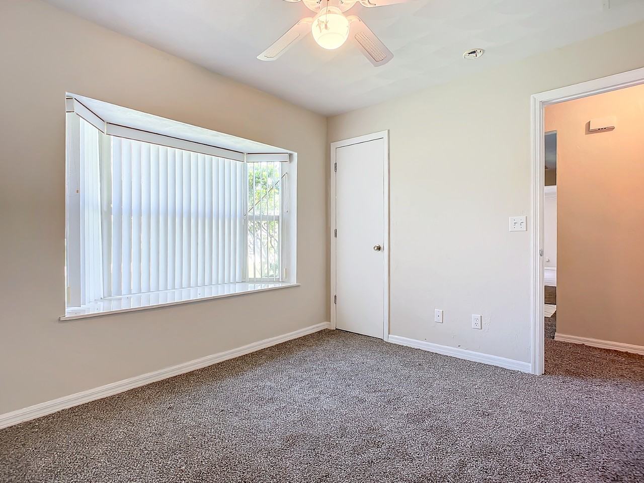 60 Rolling Fern Pl #NA - Photo 7 of 22