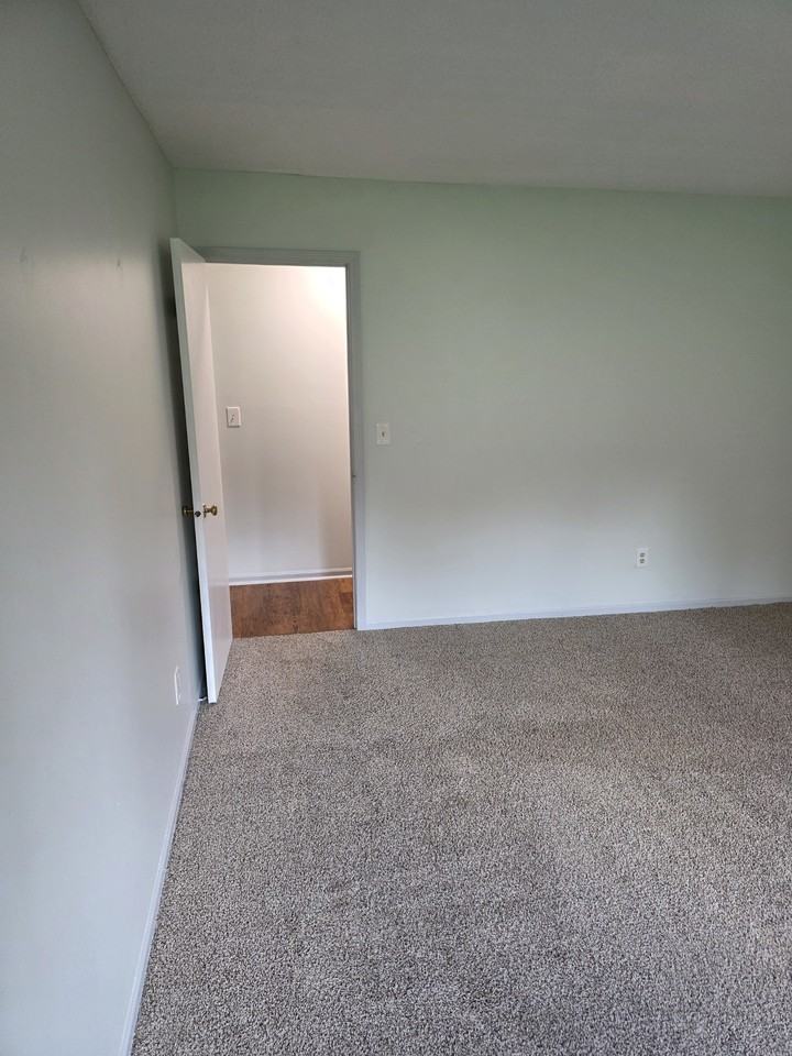 13 Willow Park Ln #13 - Photo 4 of 18