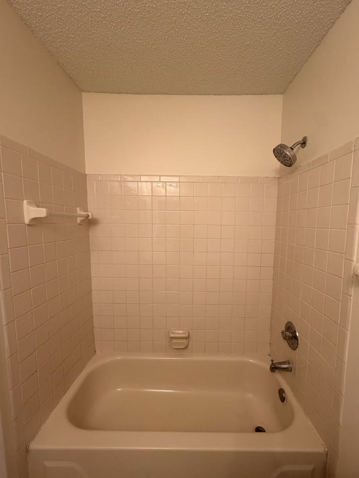 4421 Winderbrook Ct #1 - Photo 7 of 14