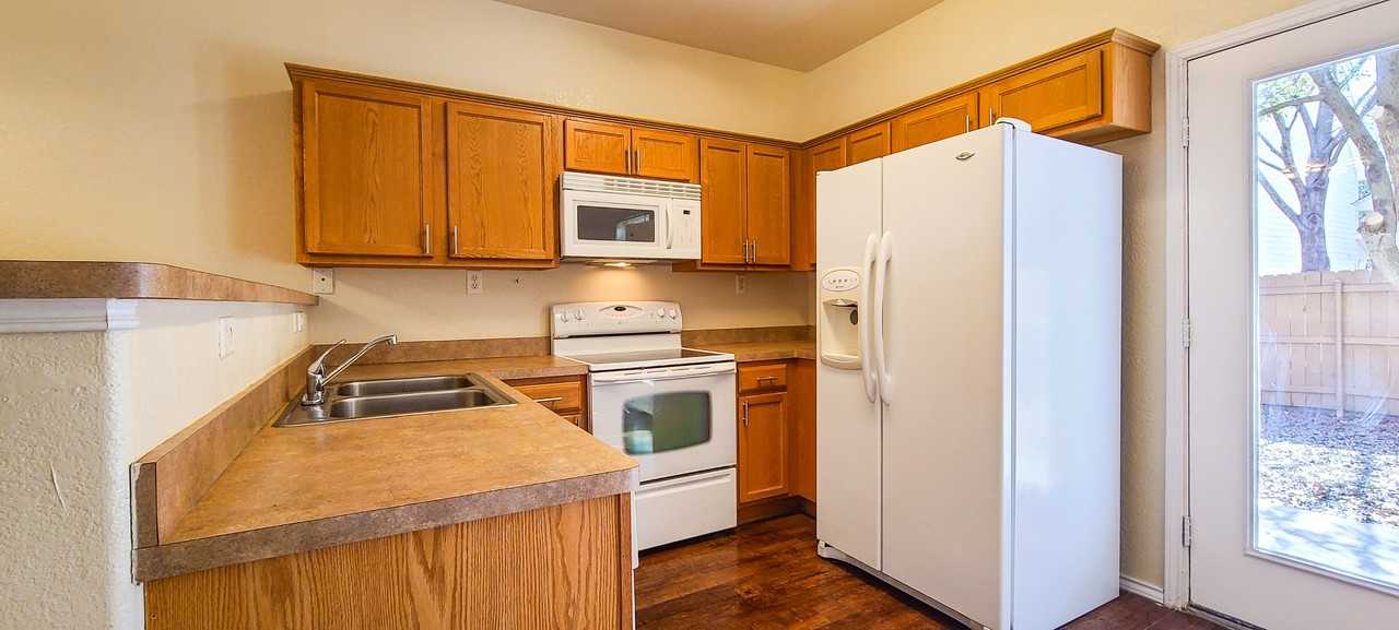 4134 St Charles Bay #NA - Photo 4 of 16