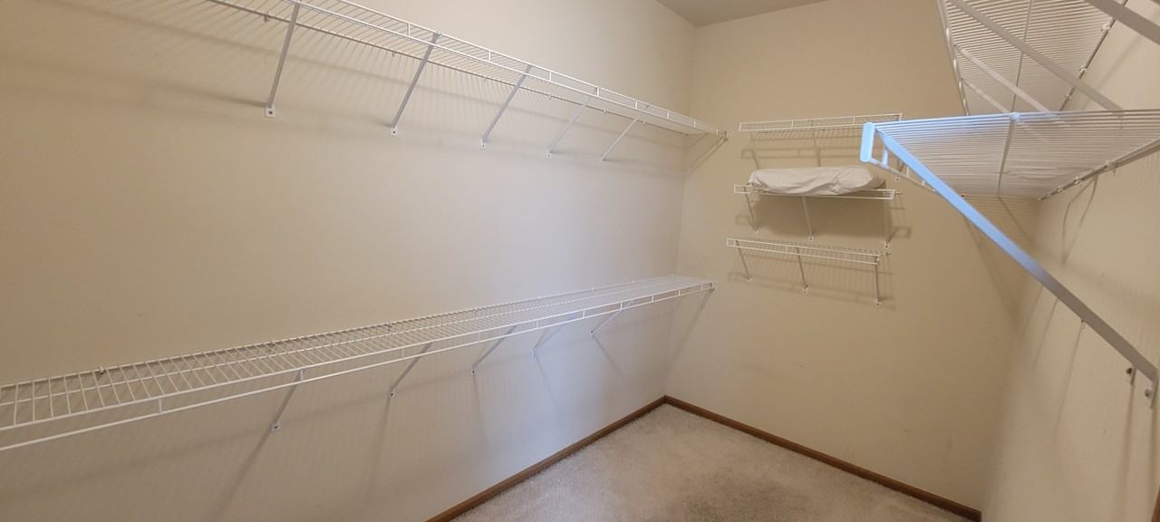 10609 S 25th Ave #NA - Photo 6 of 12