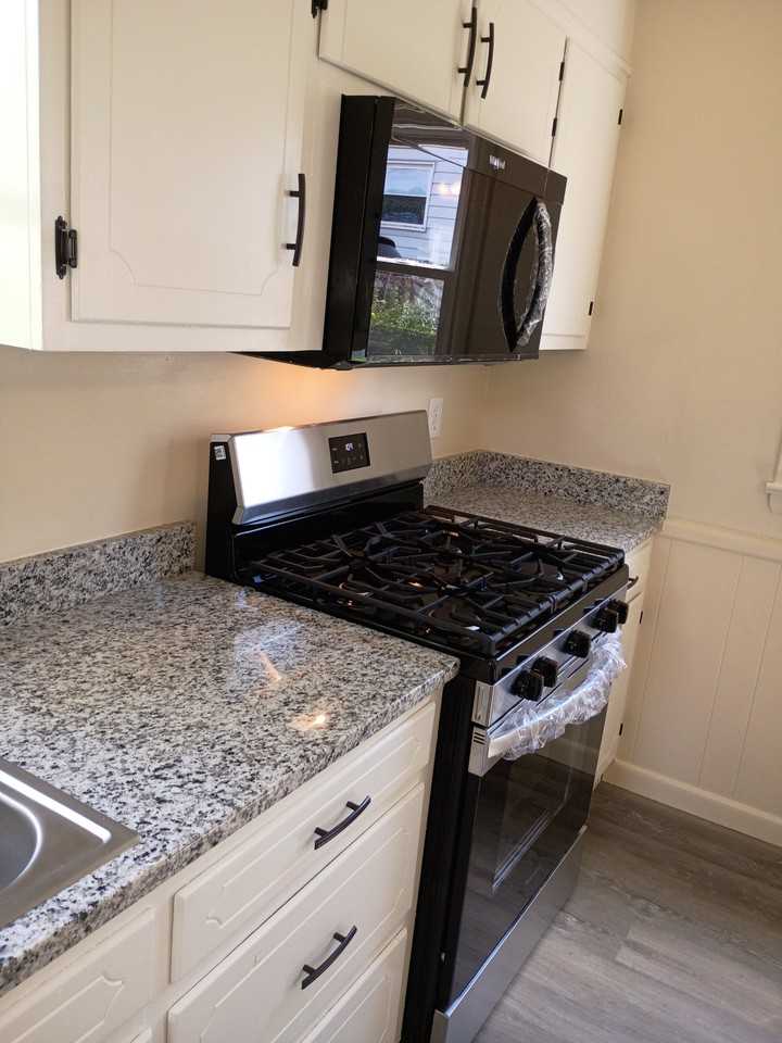 12B W Glenwood Dr #NA - Photo 4 of 33