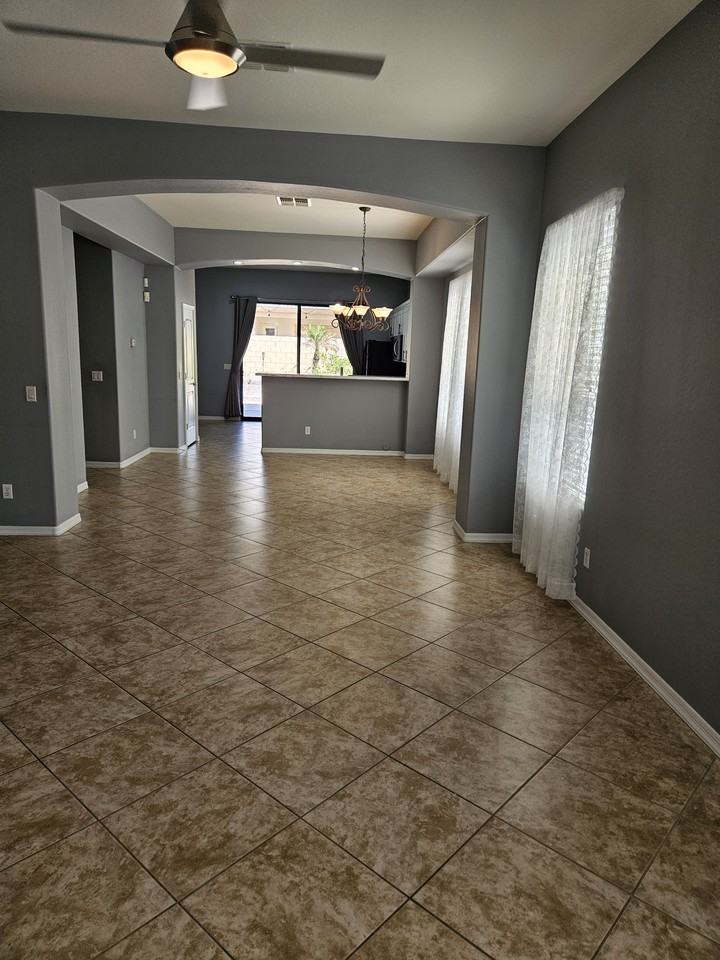 1418 W Homestead Ct #NA - Photo 5 of 36
