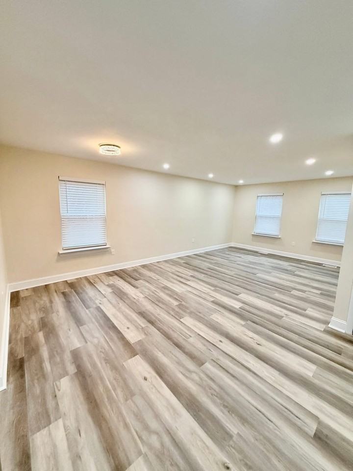 12069 Abby Rd #2 - Photo 3 of 17