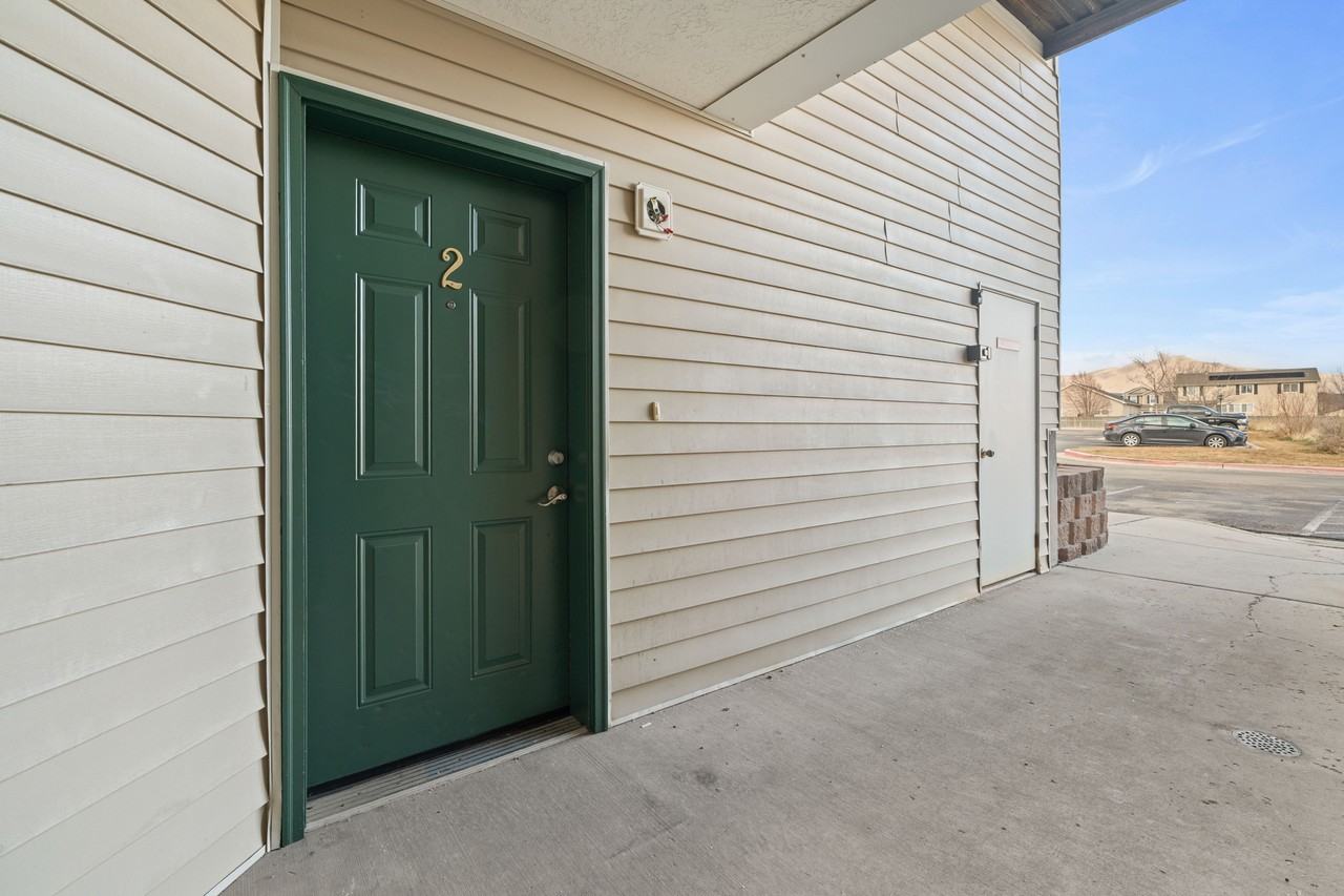 8204 N Cedar Springs Rd #2 - Photo 6 of 17