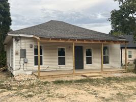 featured image of 824 Lewis Ave #NA