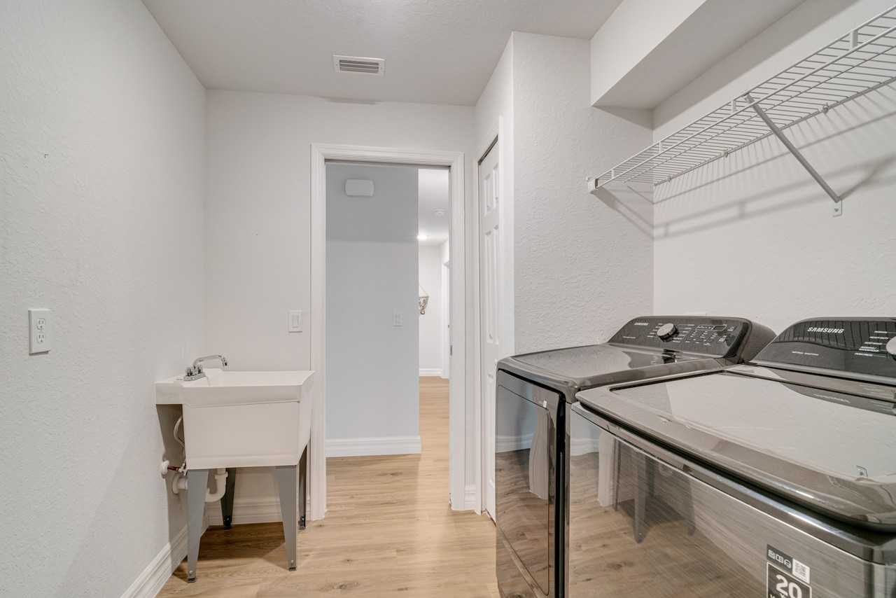 2510 Sw 10th Ave #NA - Photo 7 of 13
