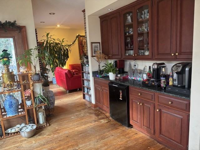 324 Little Falls St - Photo 3 of 25