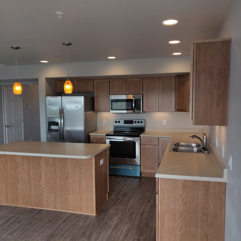 564 S Angus Ave #H - Photo 7 of 10
