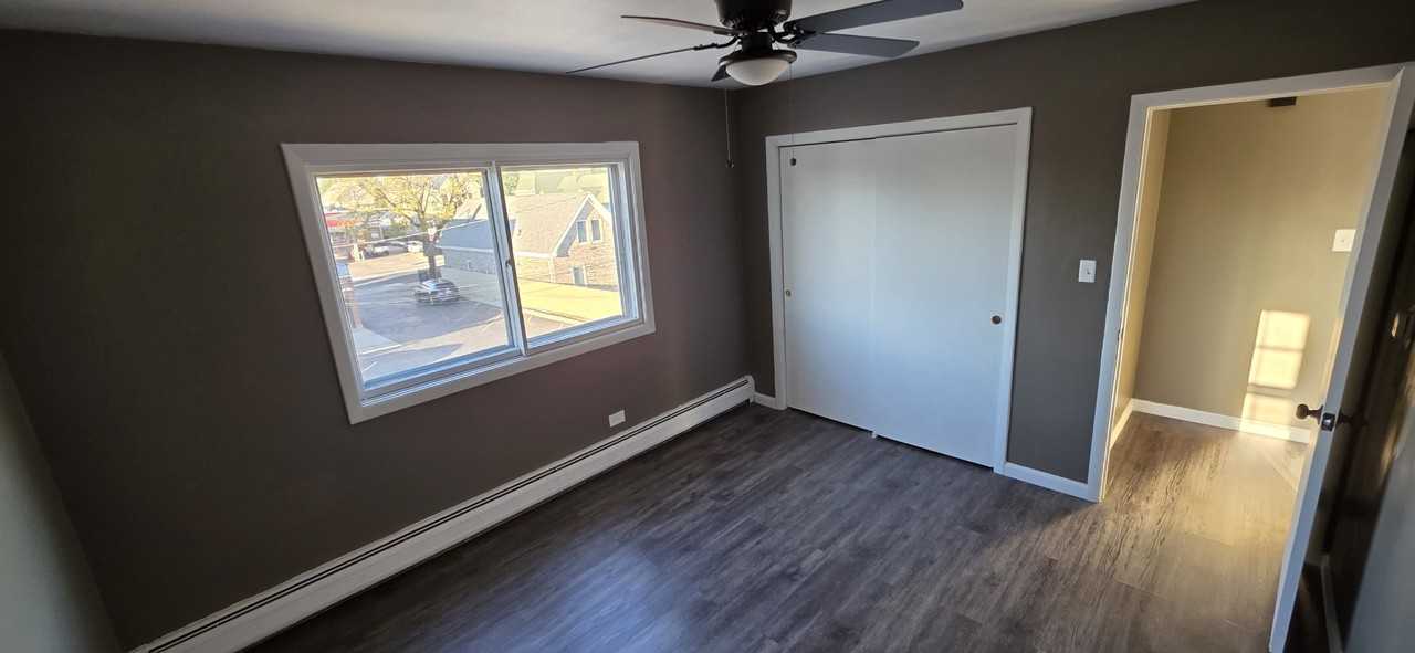 3117 S Laramie Ave #3N - Photo 7 of 10