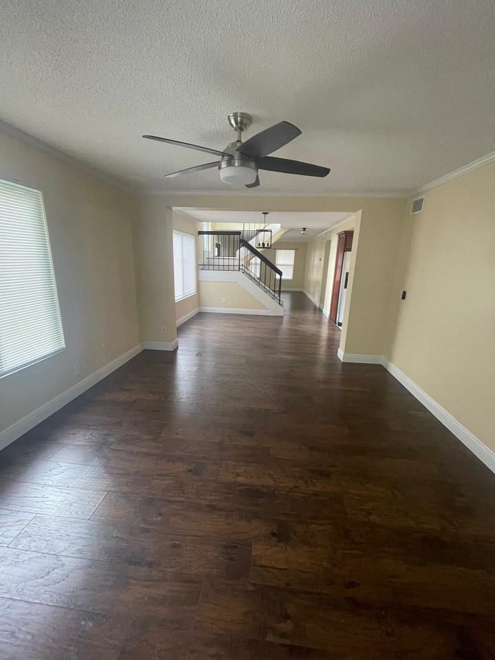 3400 Coachlight Dr #NA - Photo 5 of 13
