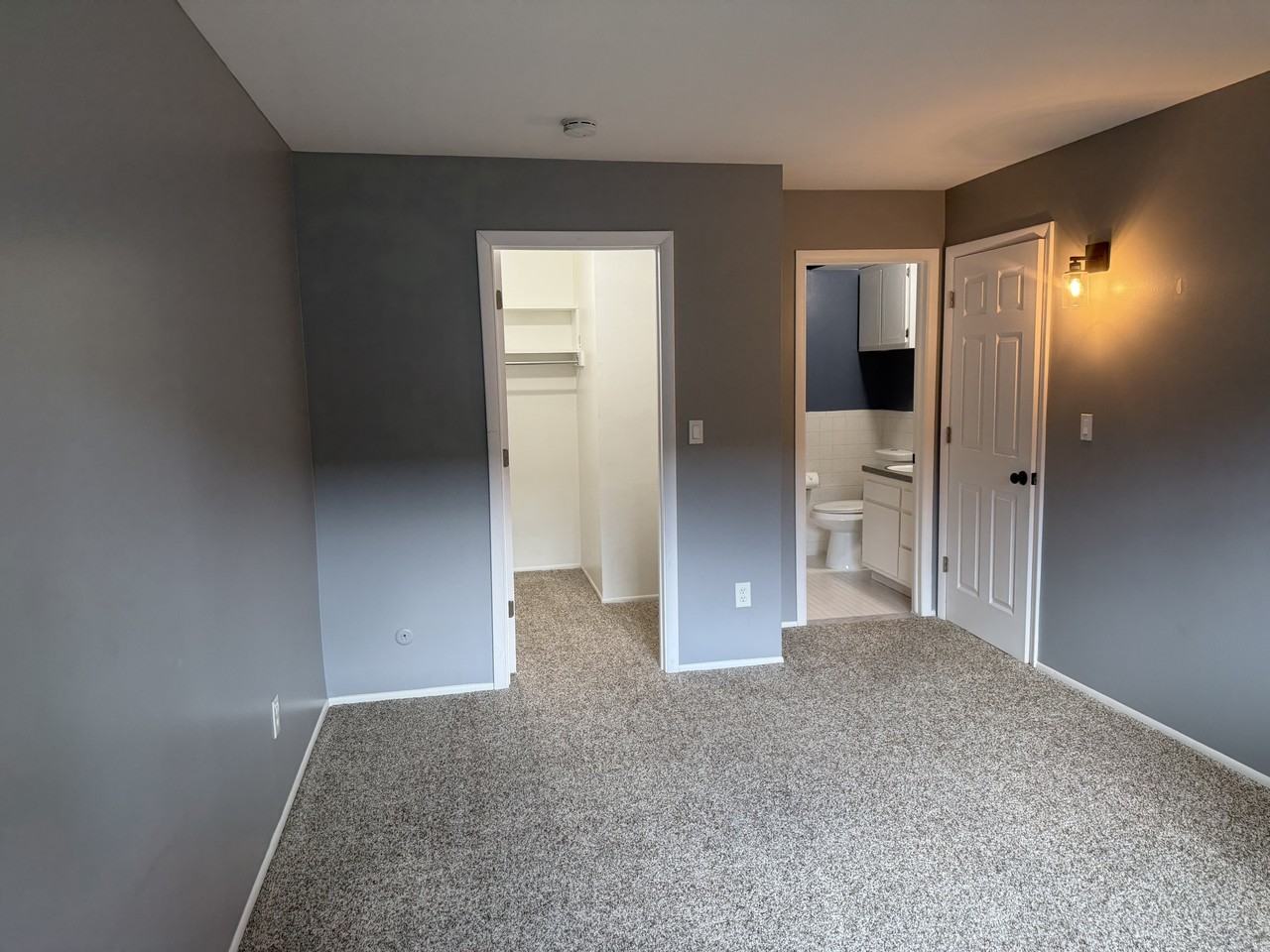 334 Riviera Dr #334 - Photo 5 of 13