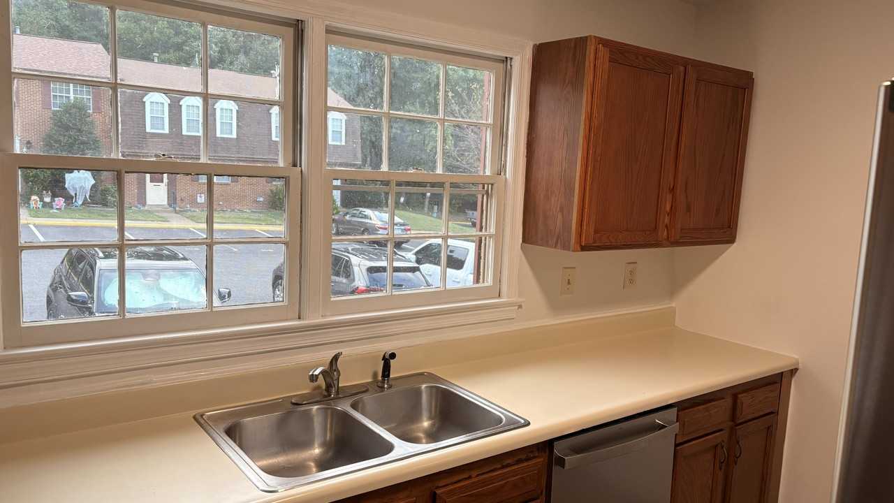 114 Kings Mill Dr #114 - Photo 5 of 19