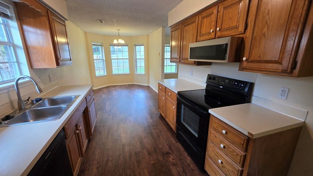 902 S Liberty Dr #NA - Photo 3 of 26