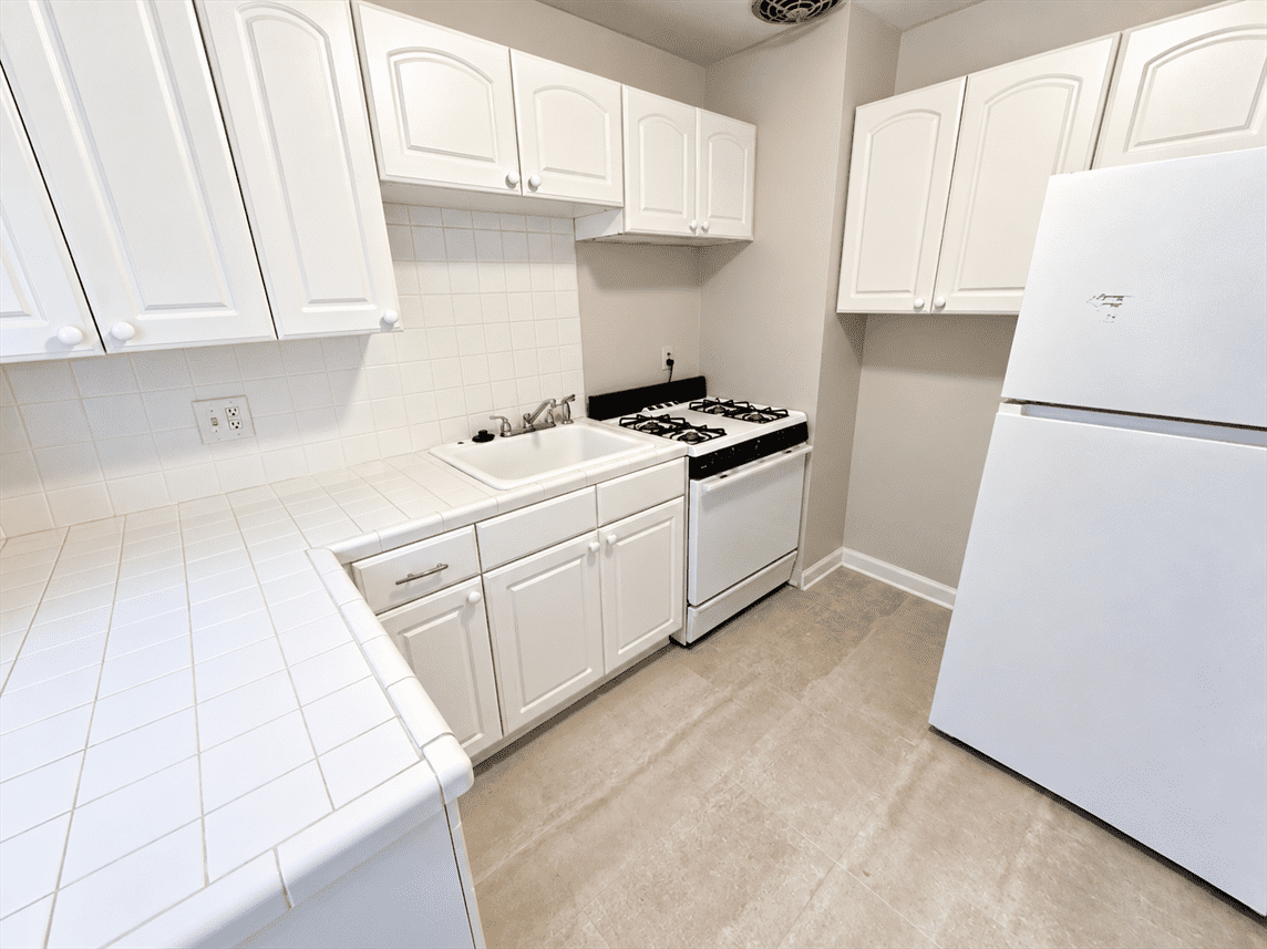 1001 Raider St #NA - Photo 4 of 17