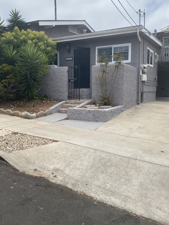 2919 Juniper St #1 - Photo 2 of 11
