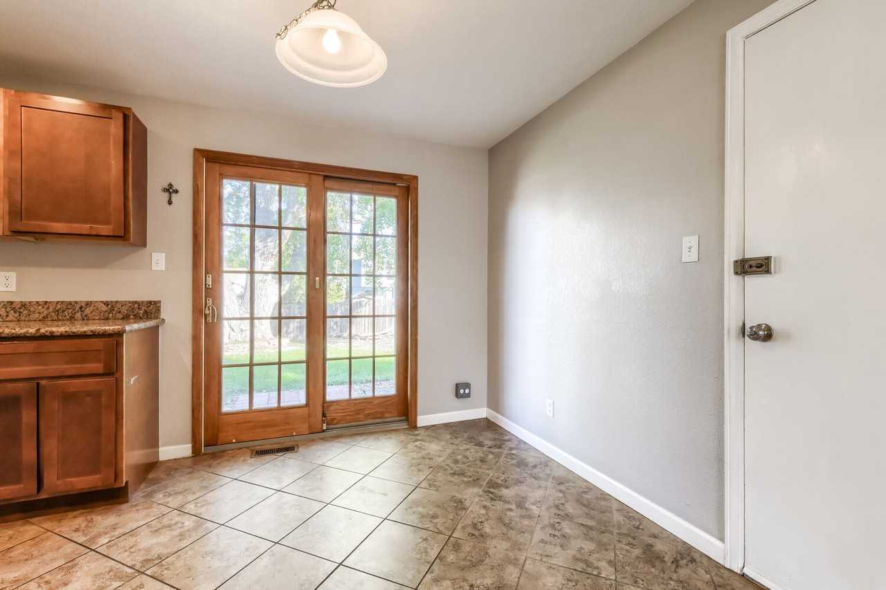 327 Helena Cir #NA - Photo 7 of 24