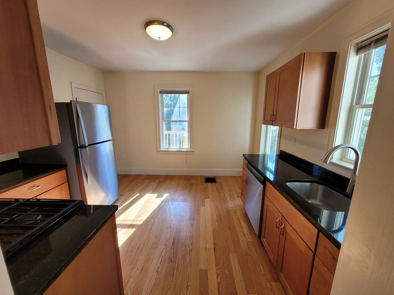 74 Brooks St #1 - Photo 6 of 14