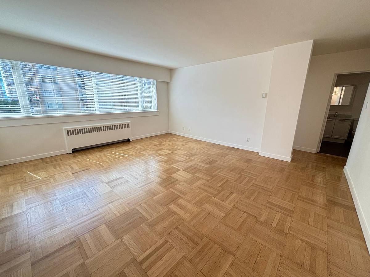 1872 Nelson Street #502 - Photo 6 of 15