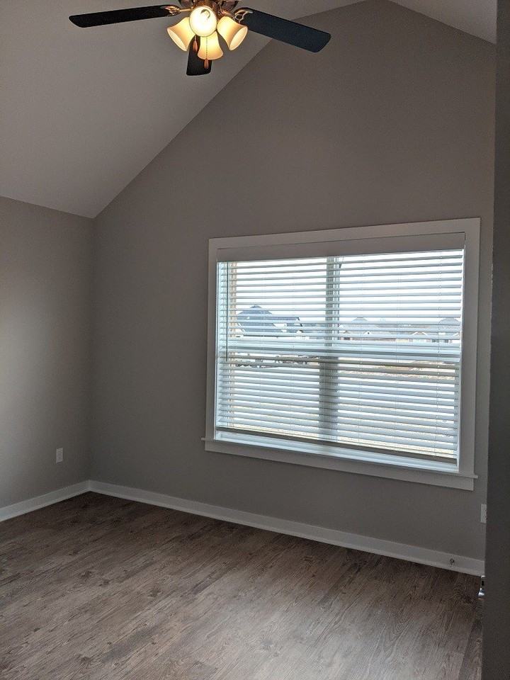 3459 Avon Ave - Photo 5 of 12
