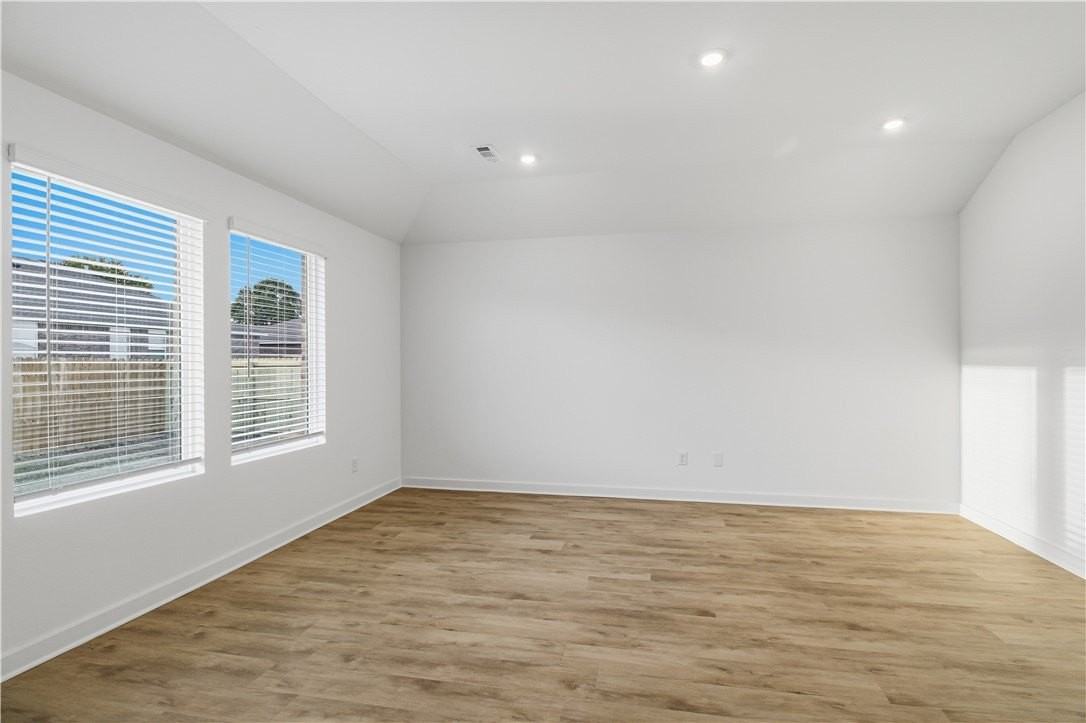 405 Ratliff Ave - Photo 4 of 15