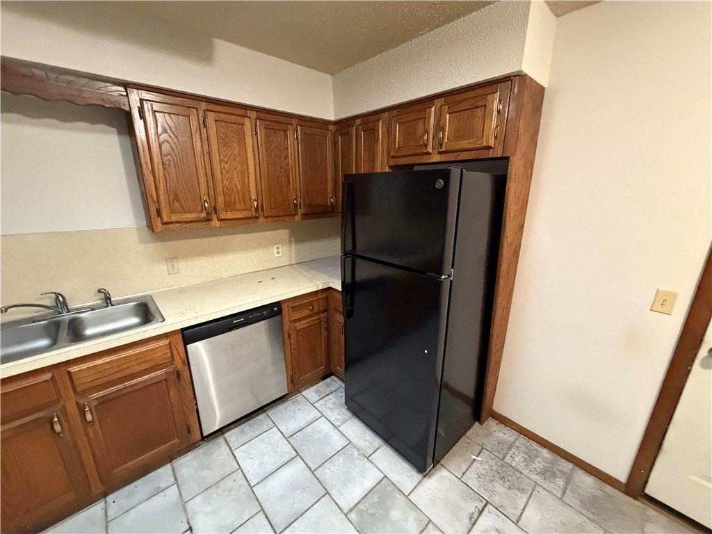 4021 S Concord St #B - Photo 5 of 14