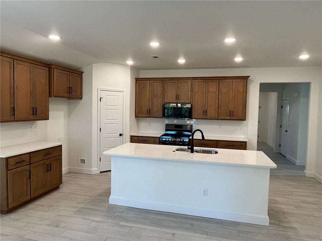 2515 Westbrook Loop - Photo 3 of 15