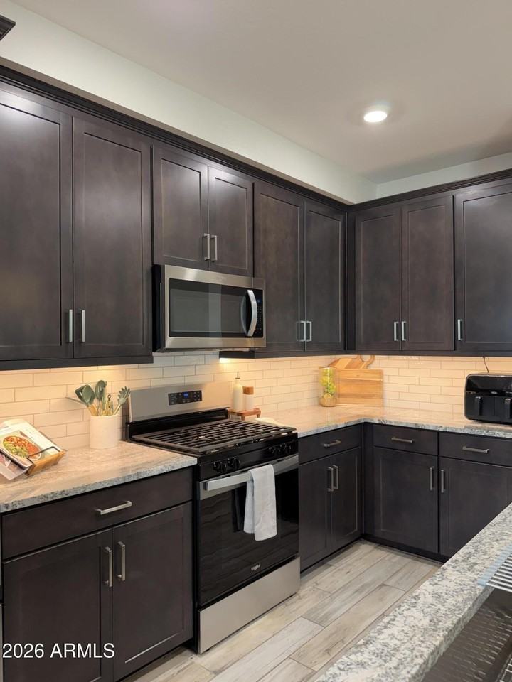 21083 N 58th Way - Photo 3 of 28