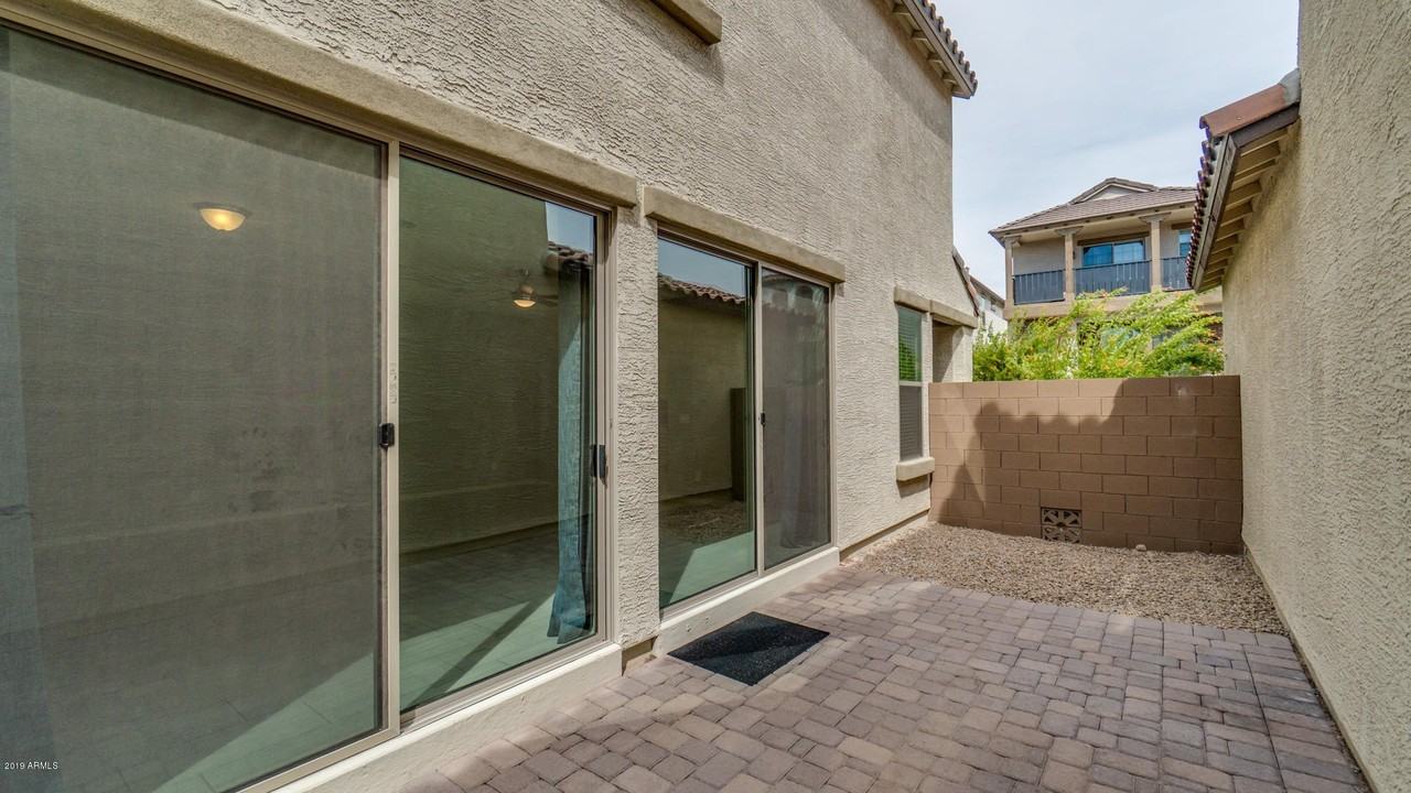 2957 N Brighton - Photo 7 of 34
