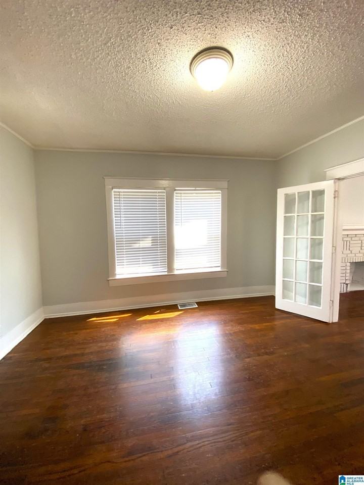 1150 14th Ave S - Photo 5 of 21