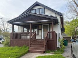 featured image of 484 Dartmouth Ave